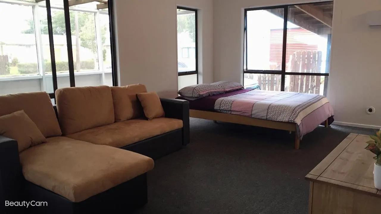 Cozy 3 Bedrooms House 6 Chapman Place Rotorua New Zealand