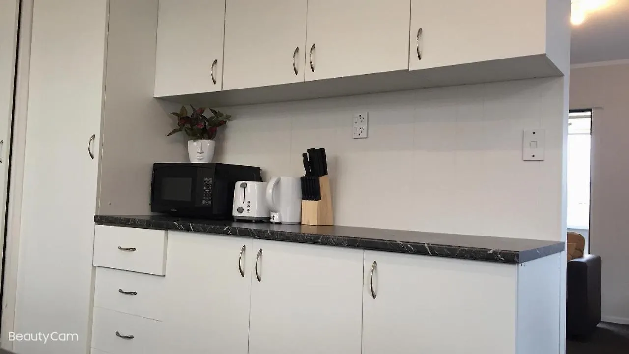 Holiday home Cozy 3 Bedrooms House 6 Chapman Place Rotorua